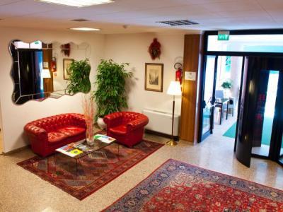 Rossini Hotel 4*